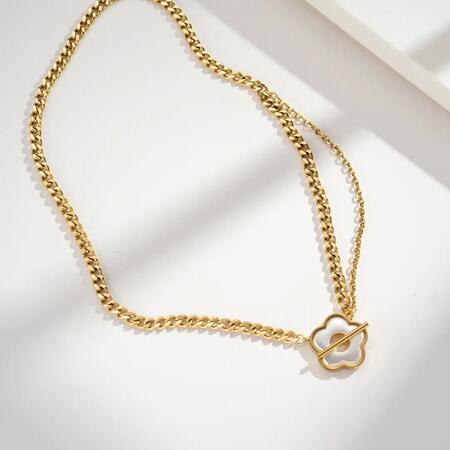Collana Fiore Dorato Minimalismo Poetico in Acciaio Inossidabile