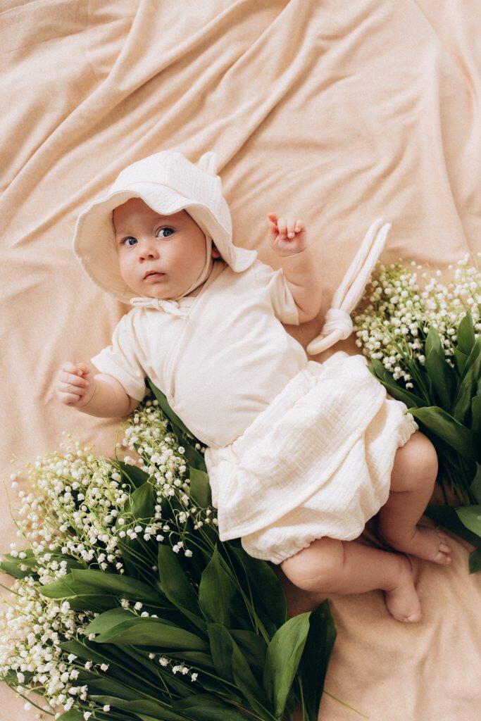 Pantaloncini in mussola con volant – 100% cotone biologico GOTS