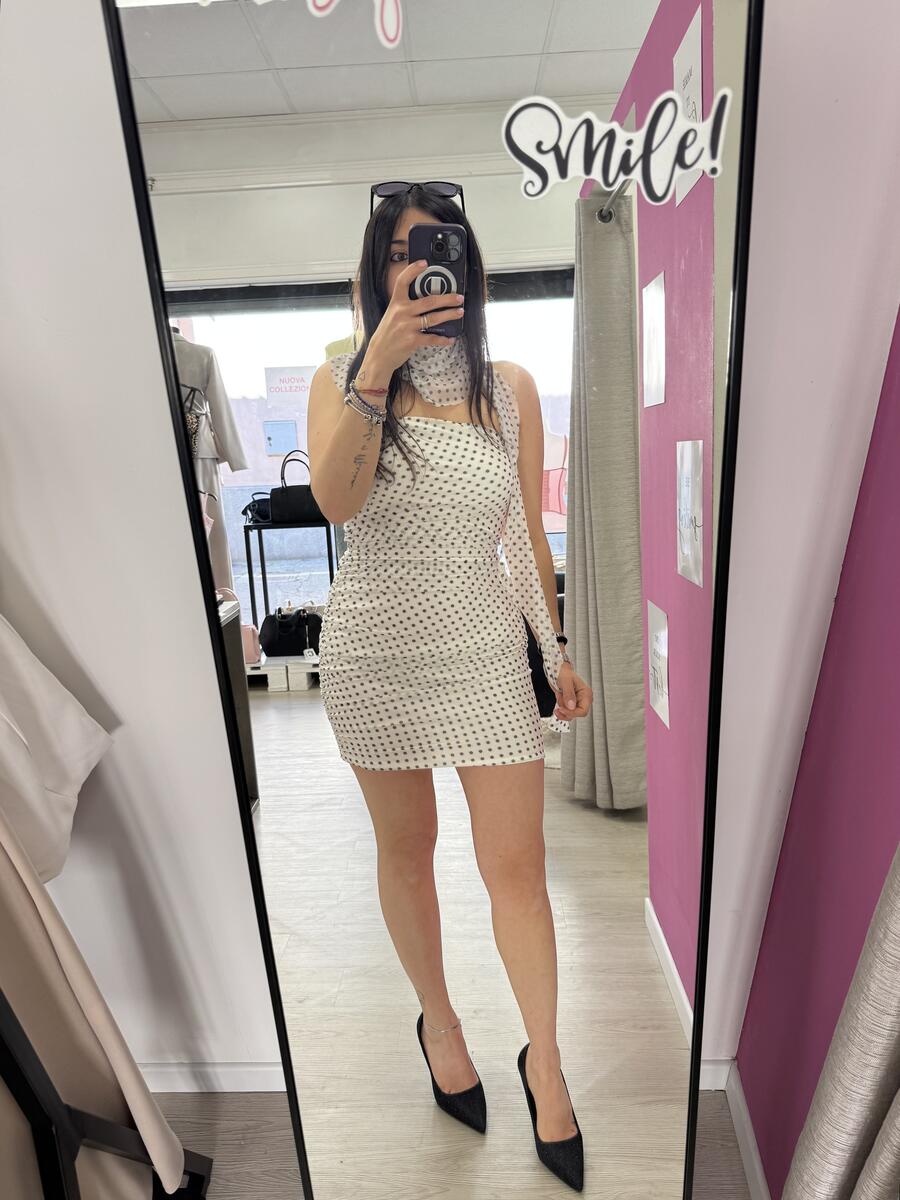 NOVITÀ Abitino a pois a fascia con foulard