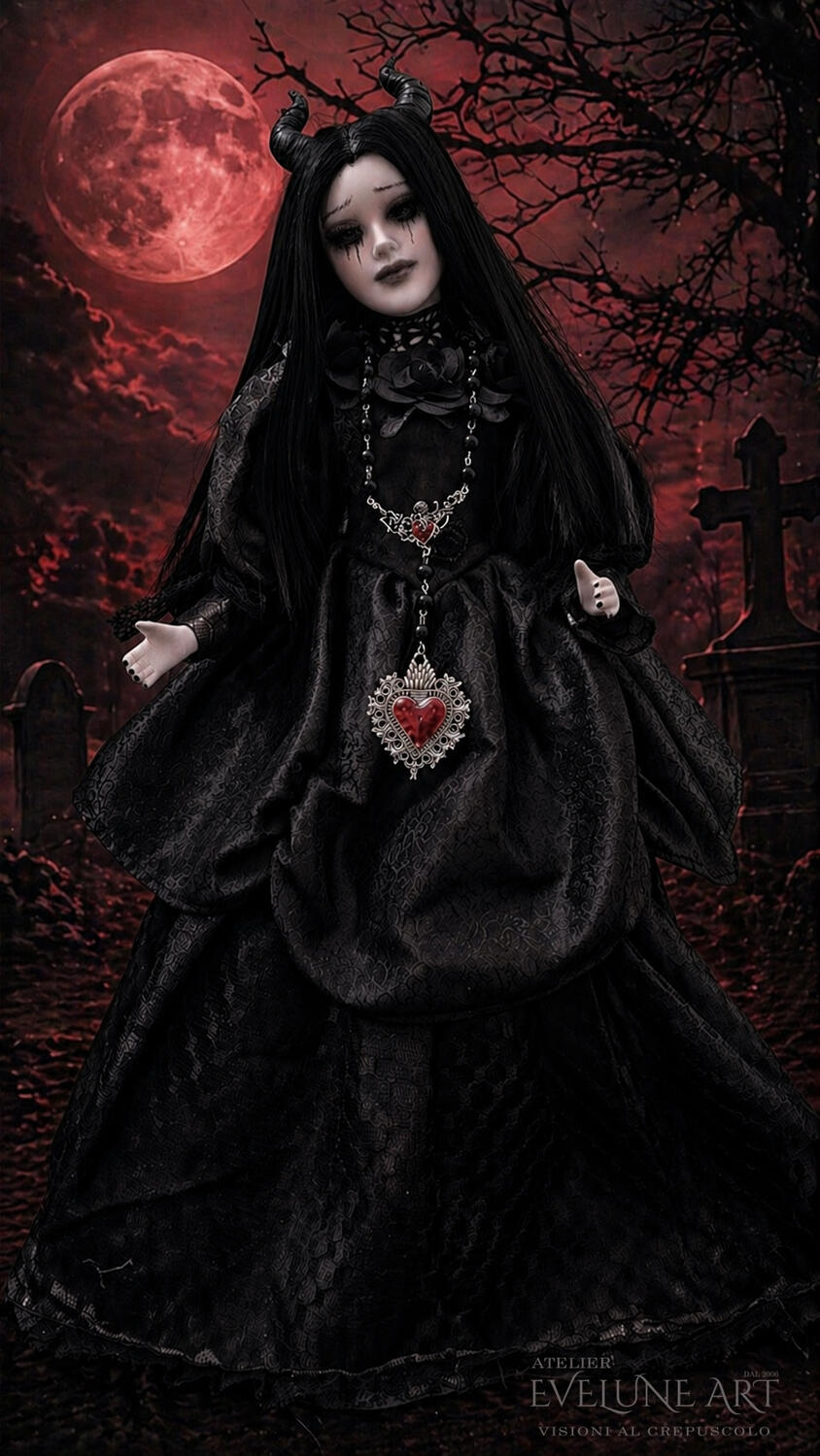 Madonna delle Tombe Bambola in porcellana