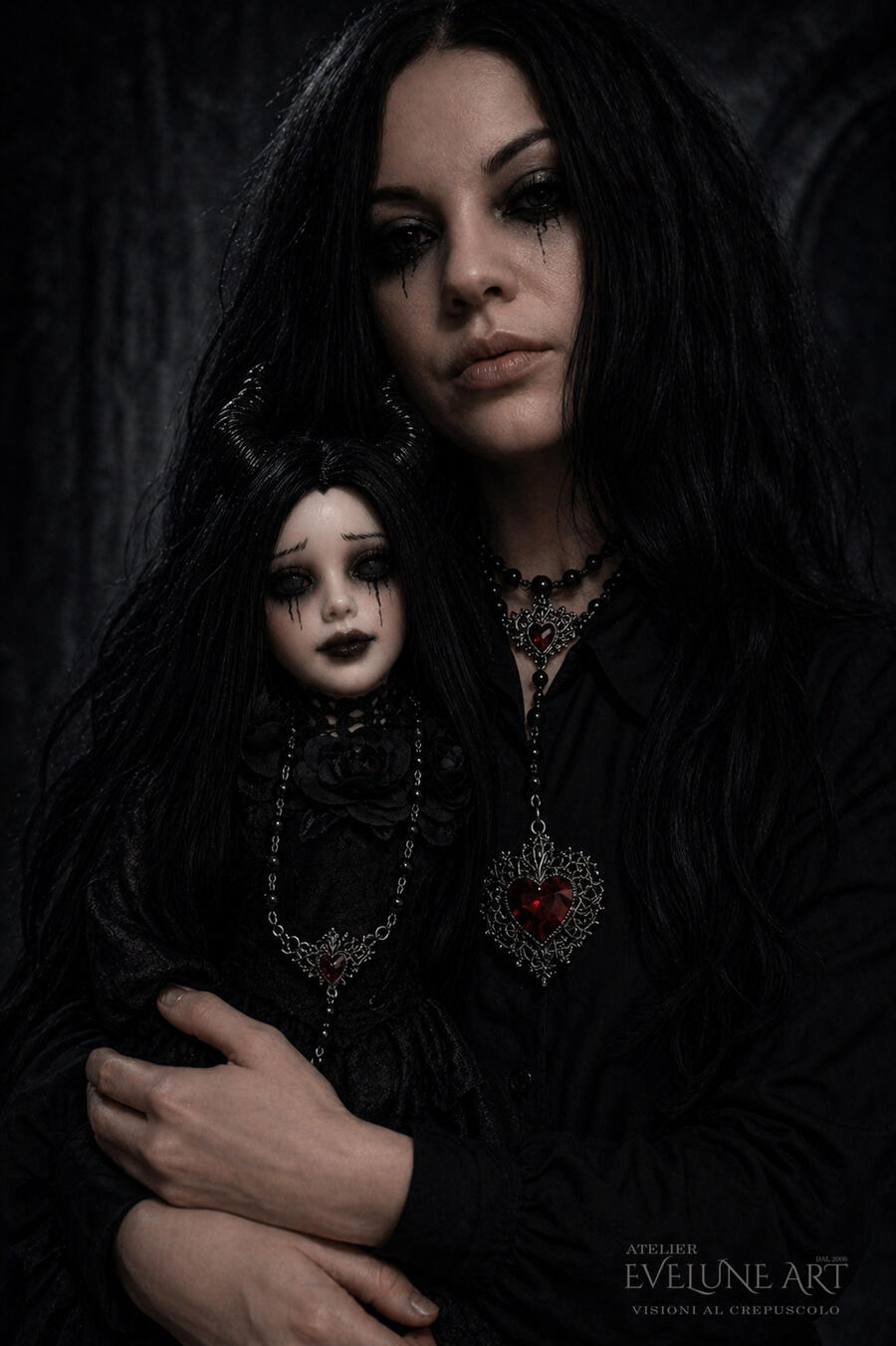 Madonna delle Tombe Bambola in porcellana