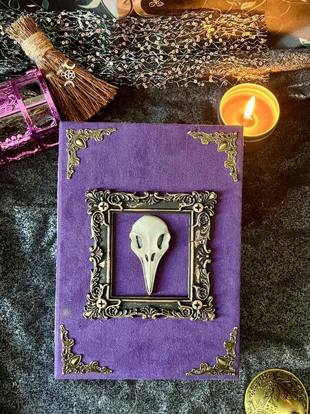 Grimorio Amethyst Witch