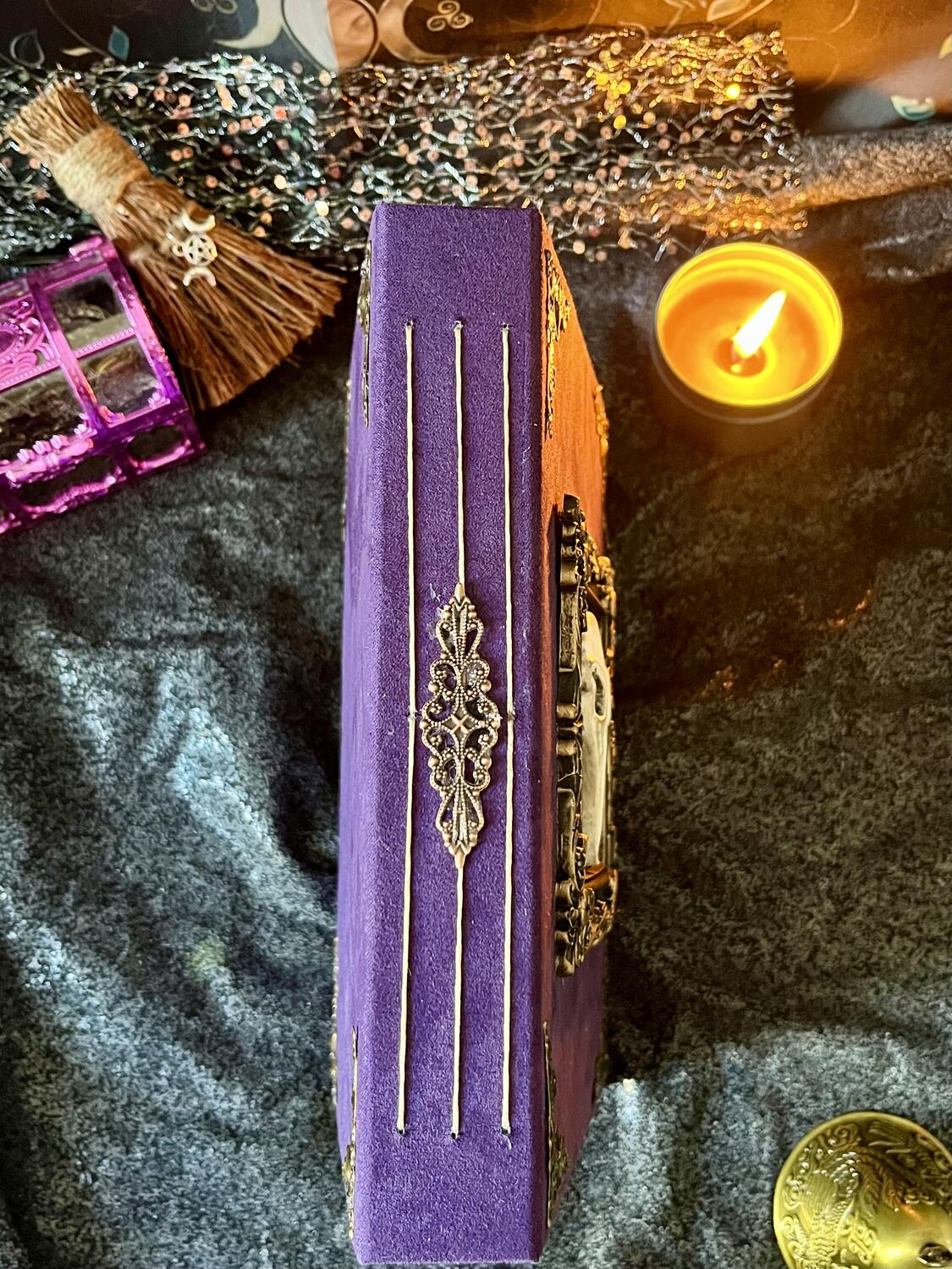 Grimorio Amethyst Witch