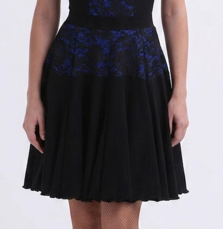 Gonna in maglina tecnica e pizzo foderato in rosso o blu per tutti i balli in genere U468R