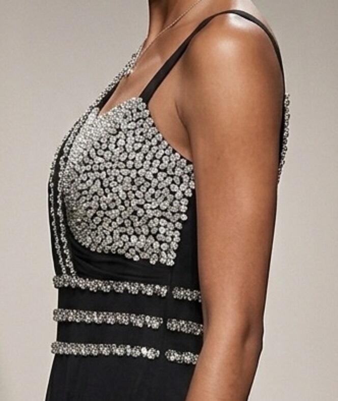 0984 Abito lungo in tulle foderato con paillettes argento