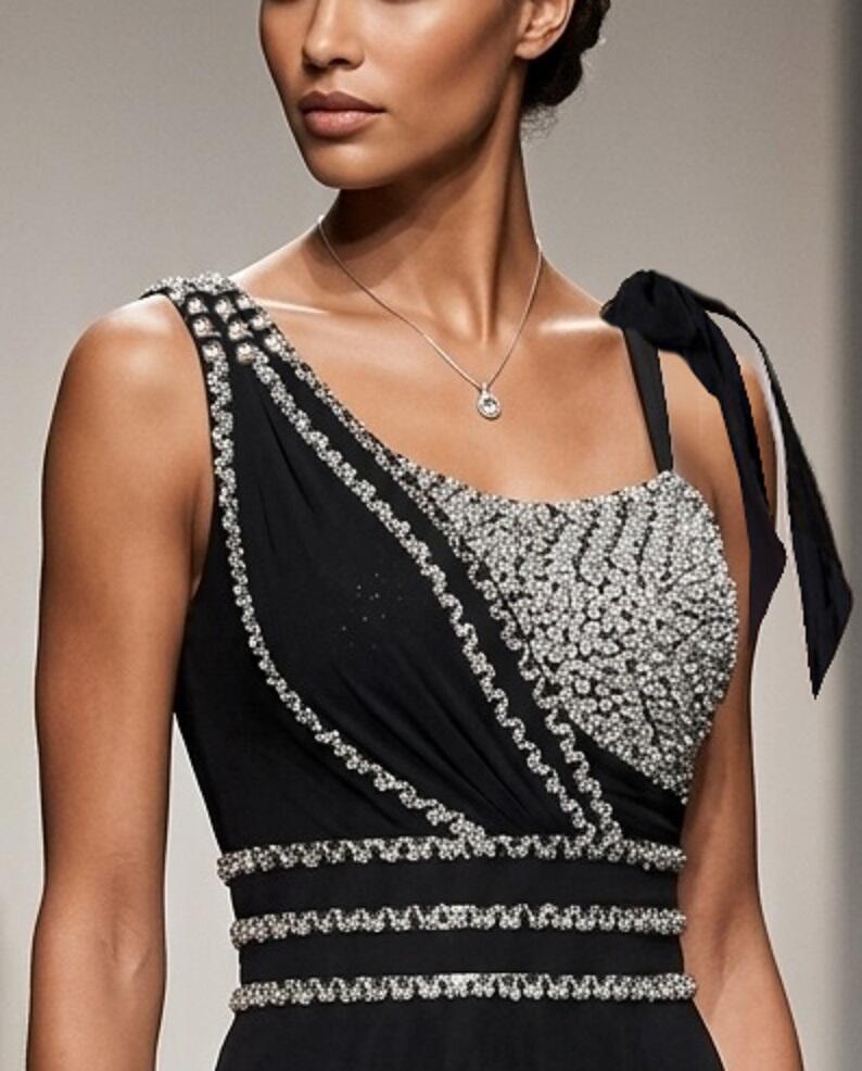 0984 Abito lungo in tulle foderato con paillettes argento