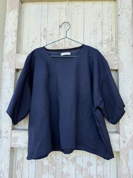 Camicia blu scuro in lino