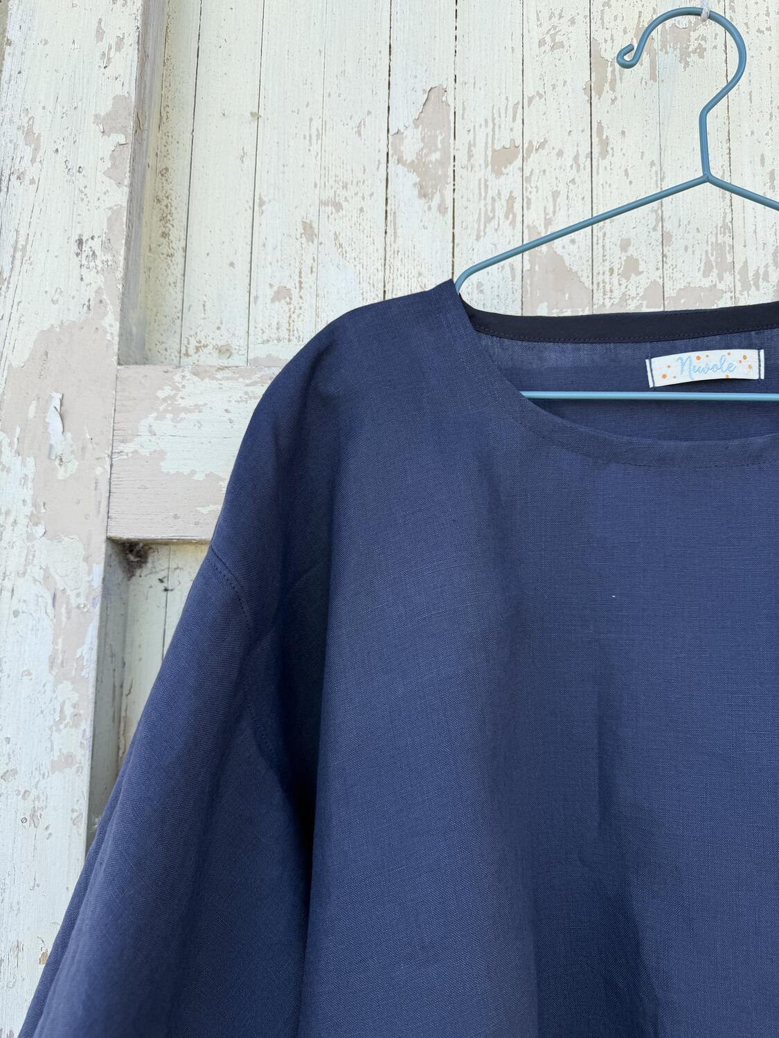 Camicia blu scuro in lino