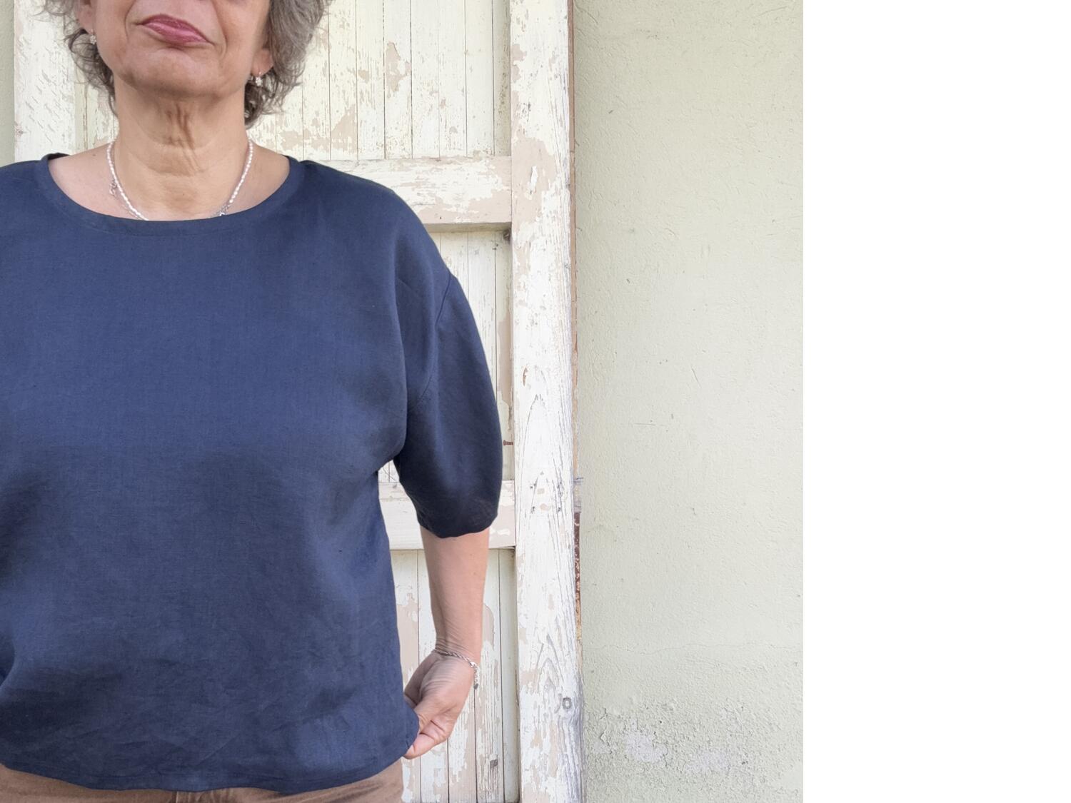 Camicia blu scuro in lino