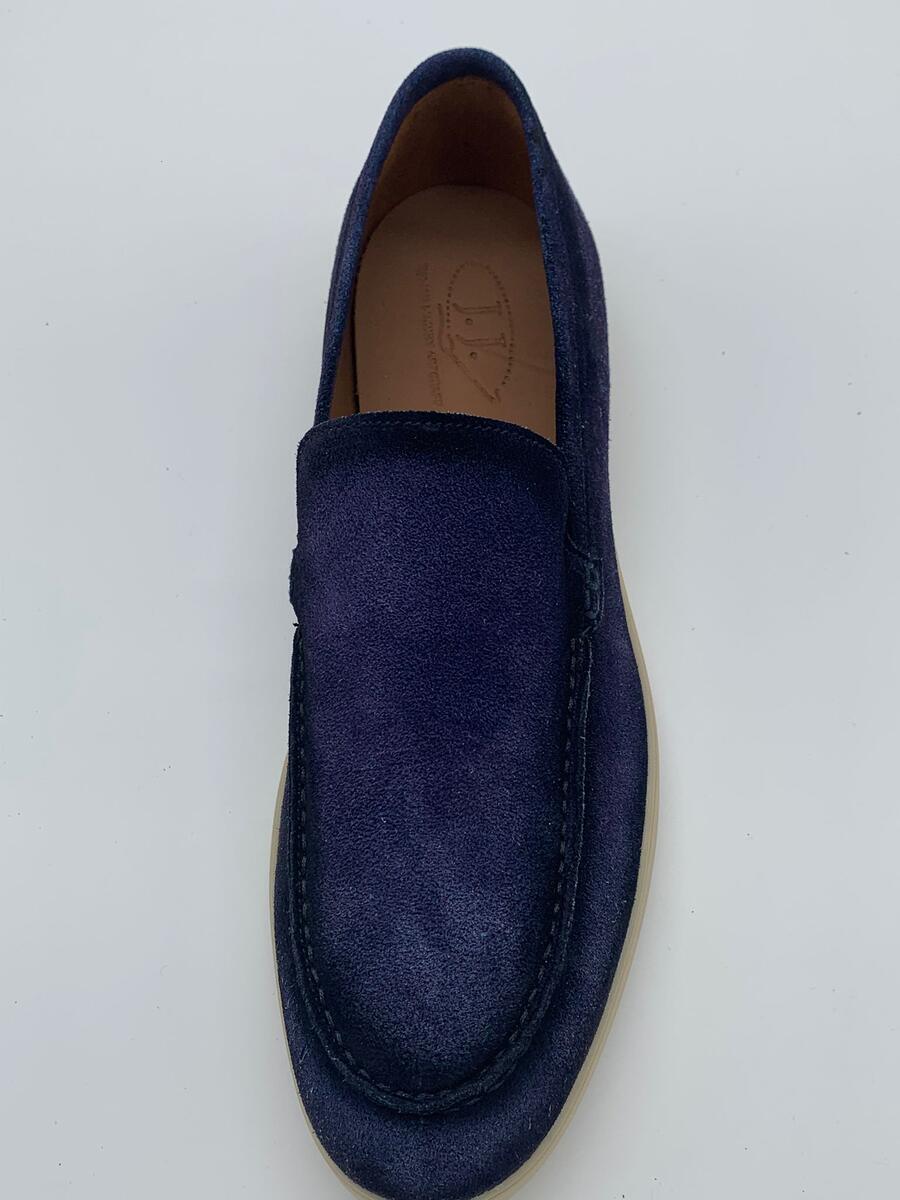 J.J. Calzature