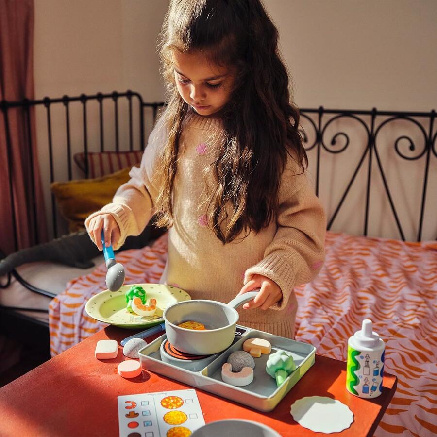 Melissa & Doug Set Water WOW! Piano Cottura - Fornello Giocattolo Cuoci e Mescola, Gioco Educativo con Cibo che Cambia Colore con l'Acqua, Regalo per Bambini e Bambine, 3+ Anni