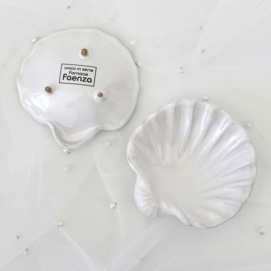 Conchiglia in ceramica Fornace Faenza