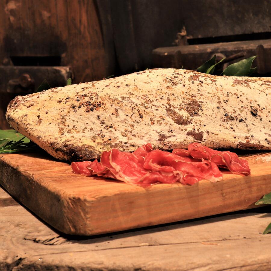 BRISAOLA DELLA VALCHIAVENNA SOTTO FESA