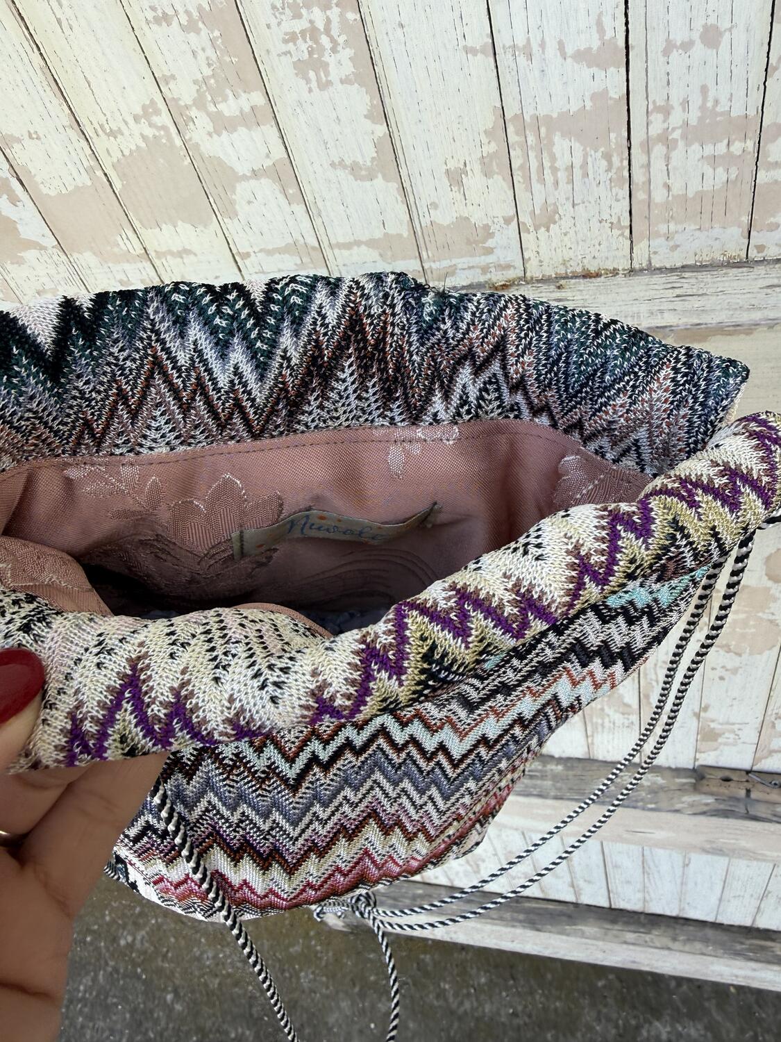 Secchiello zig zag irregolari 