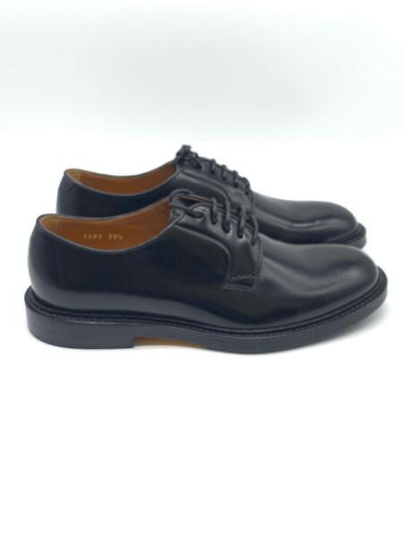 Doucal’s derby stringata in pelle nero