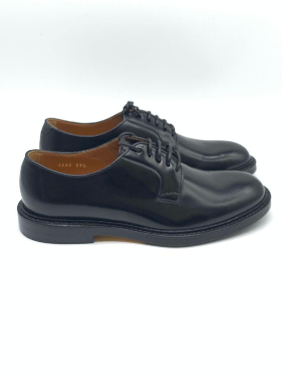 Doucal’s derby stringata in pelle nero