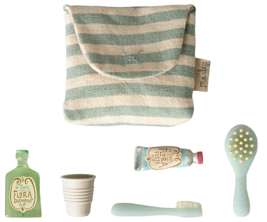 Set accessori bagno con borsa