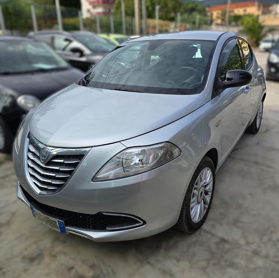 Lancia Ypsilon 1.2  GPL Ecochic 