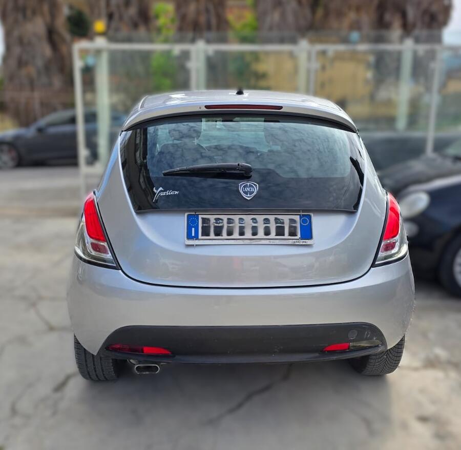 Lancia Ypsilon 1.2  GPL Ecochic 