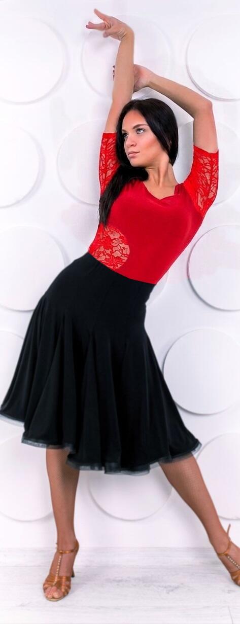 Maglia elastica in tessuto tecnico con inserti in pizzo U372