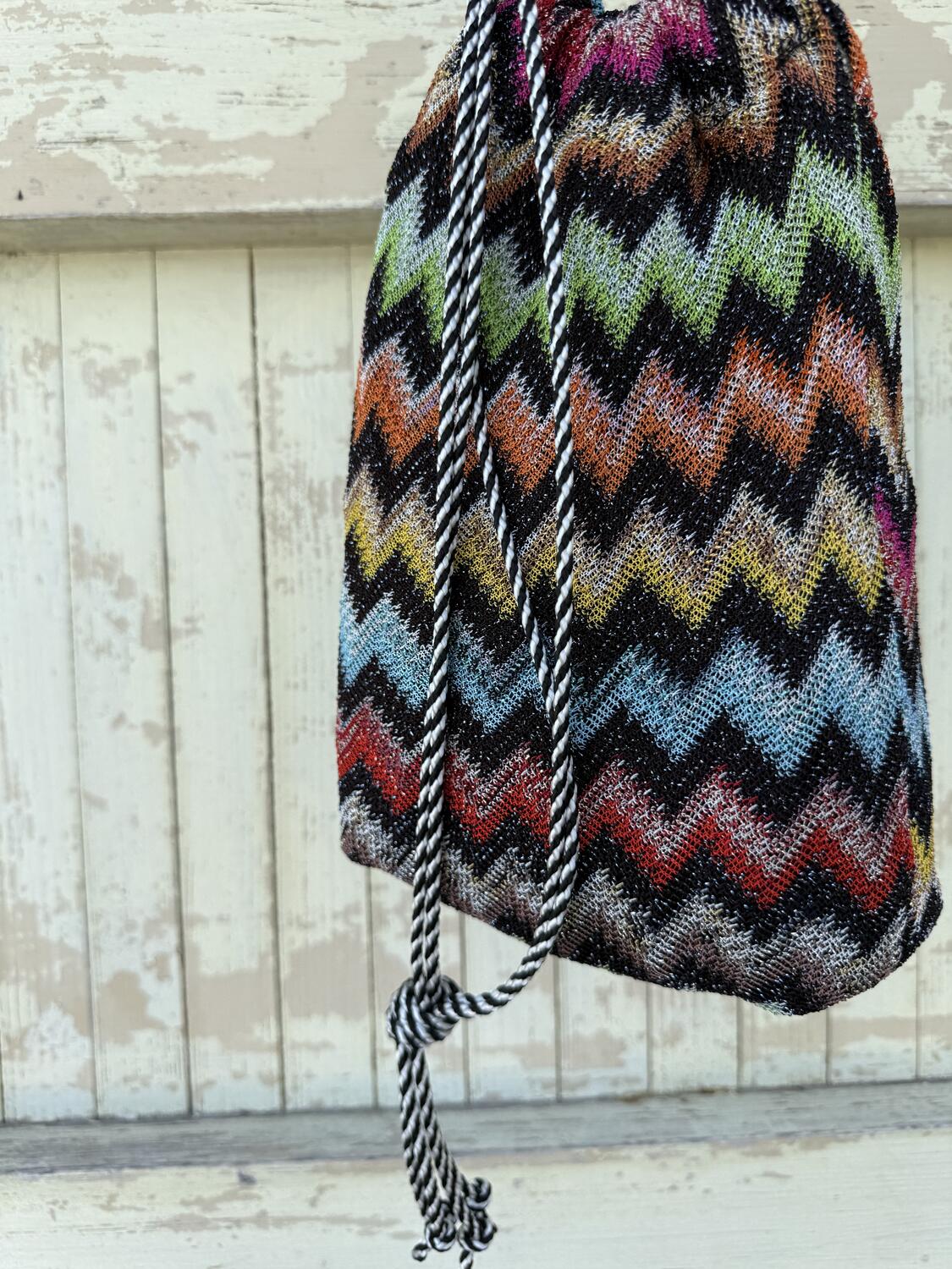 Secchiello zig zag nero 