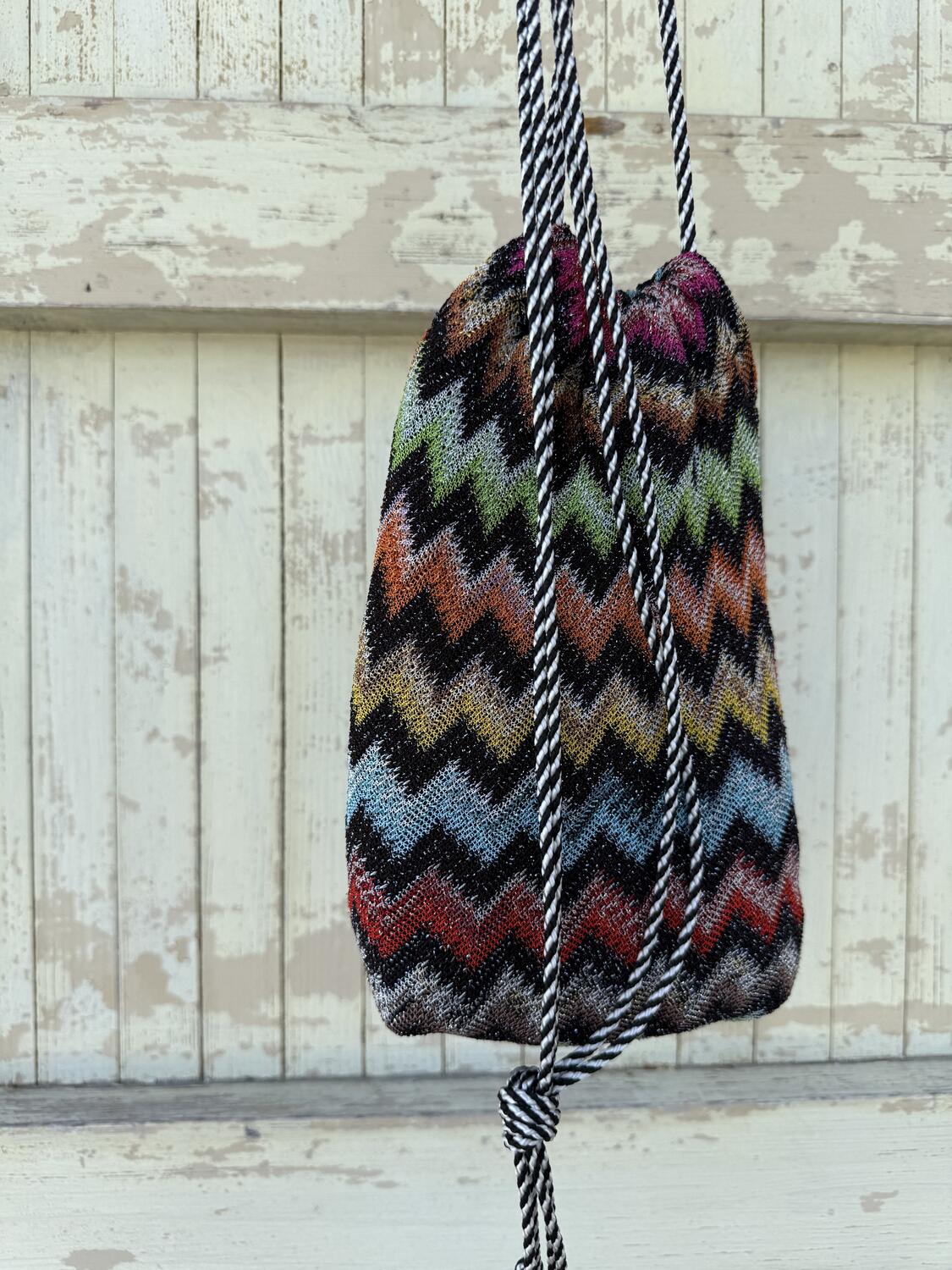 Secchiello zig zag nero 