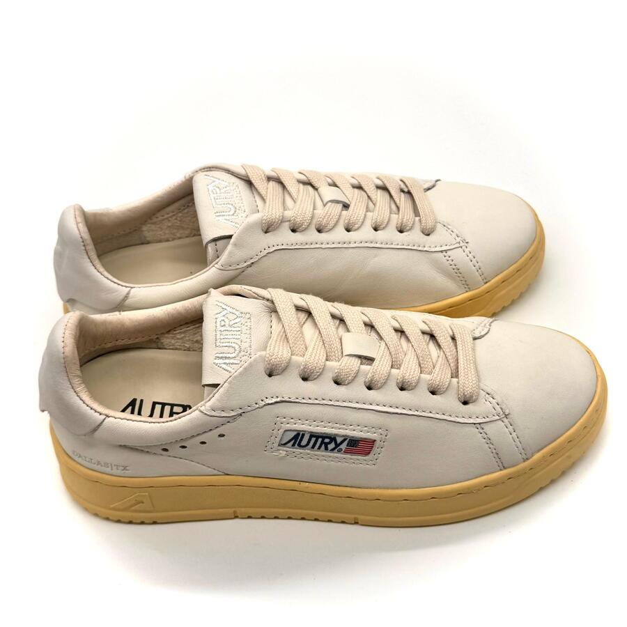 Autry dallas low wom white