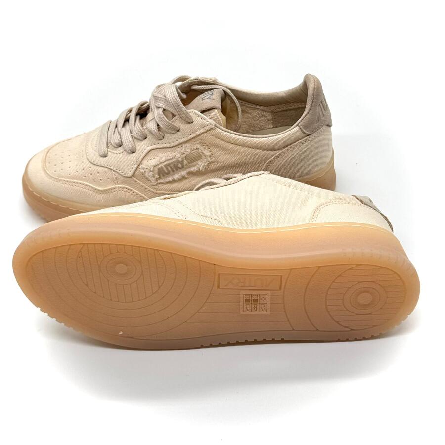 Autry medalist low wom canvas ivory