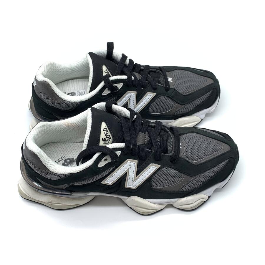 New Balance 9060 nera