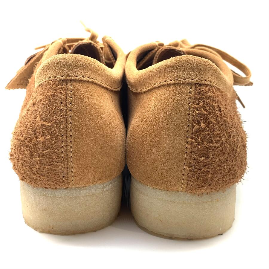Clarks tan combi wallabee