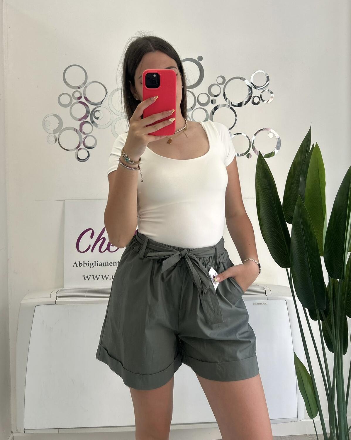 NOVITÀ Shorts in cotone con fiocco 
