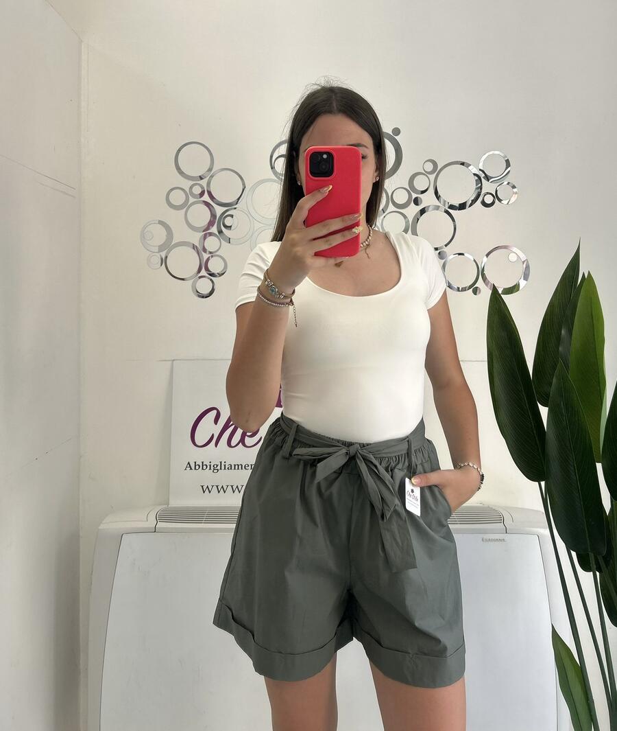 NOVITÀ Shorts in cotone con fiocco 