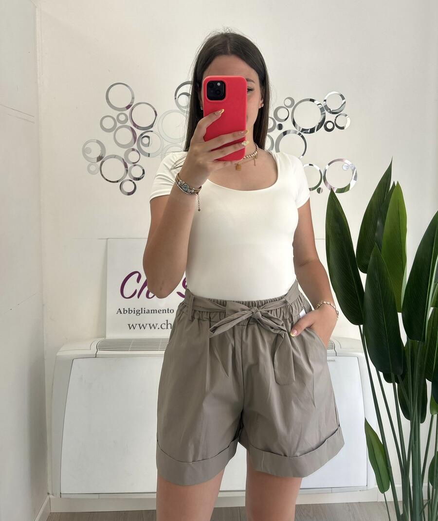 NOVITÀ Shorts in cotone con fiocco 