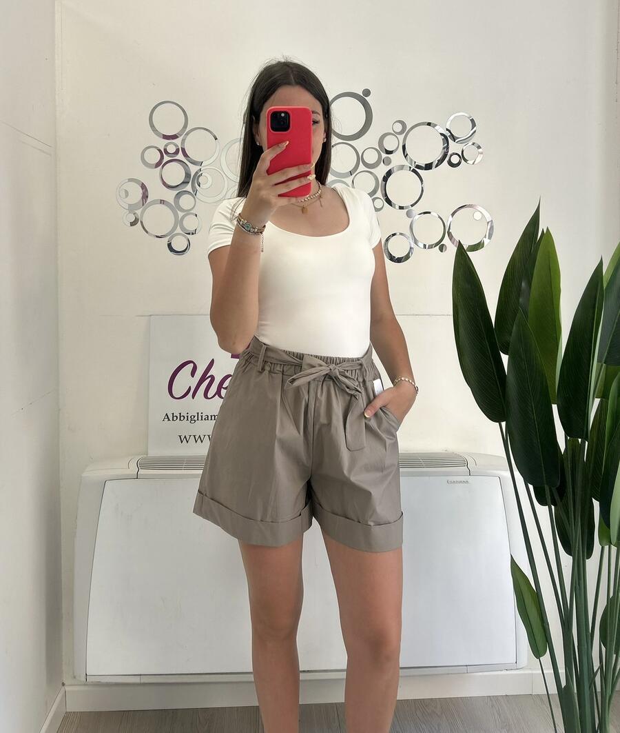 NOVITÀ Shorts in cotone con fiocco 