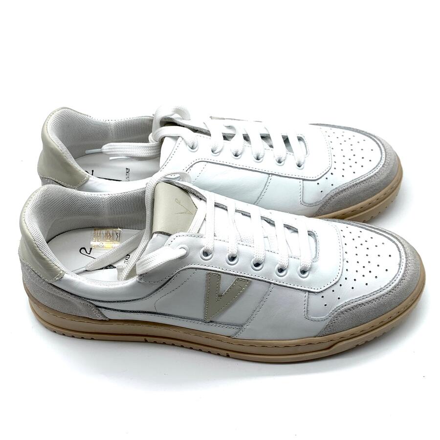 Sneaker V2 in vitello bianca e latte