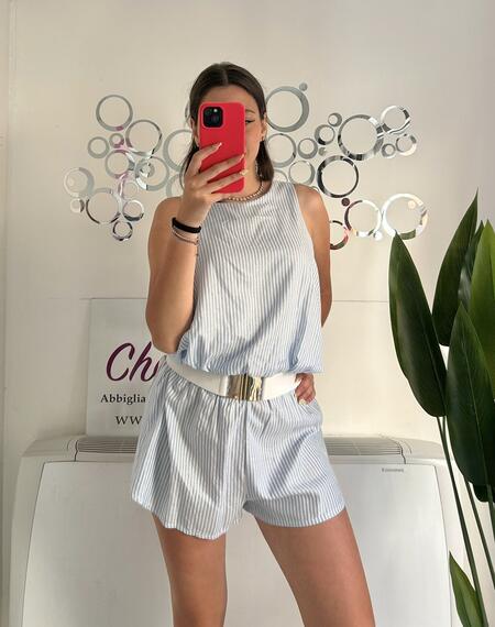 NOVITÀ Completo top e shorts a righe in lurex