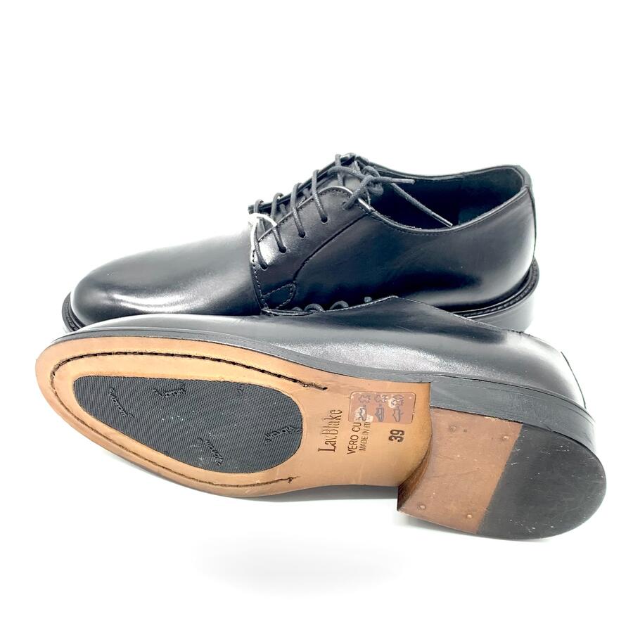 Dasthon derby Nera Derby vitello 