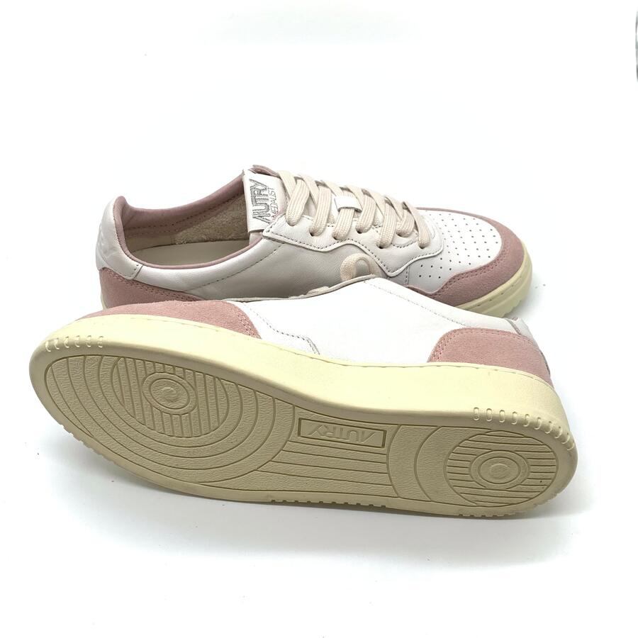 Autry Medalist white /pink suede 