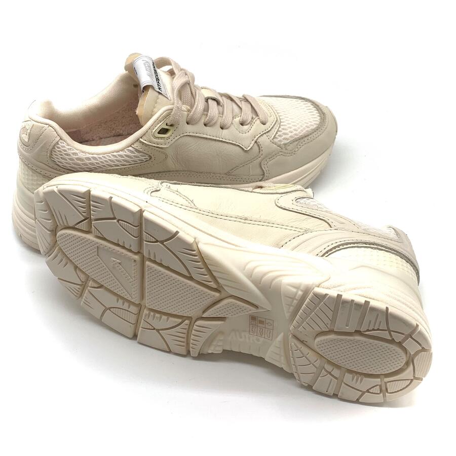 Autry Hyperway low Wom mesh wwht 