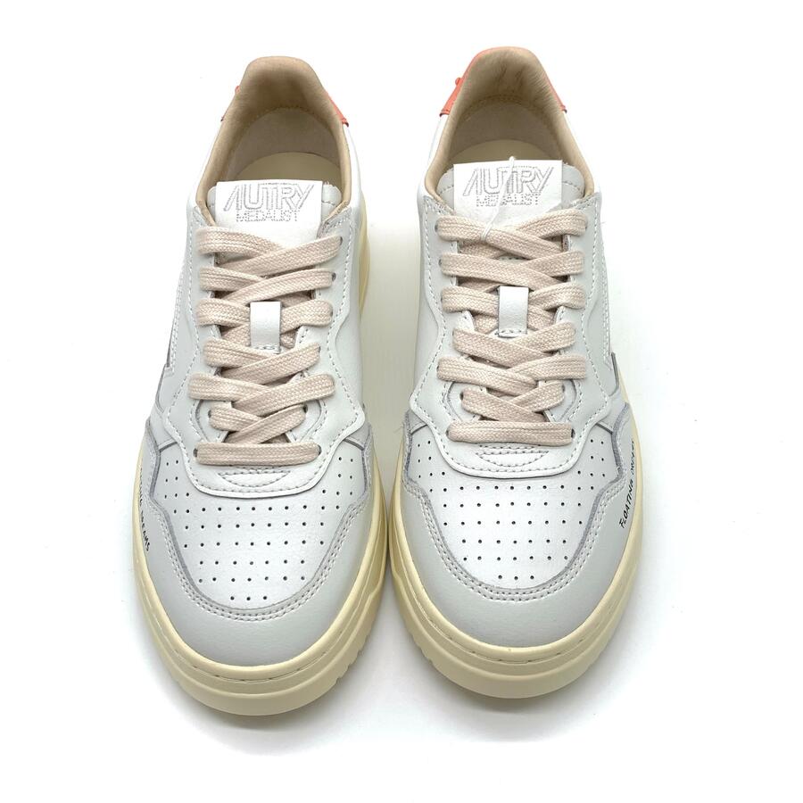 Autry medalist low wom White/peachp
