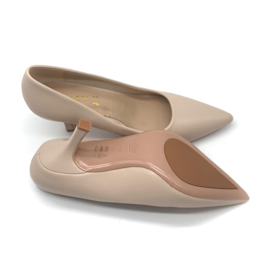 Claud.V decolletè beige