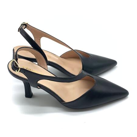 Claud.v Chanel slingback nere