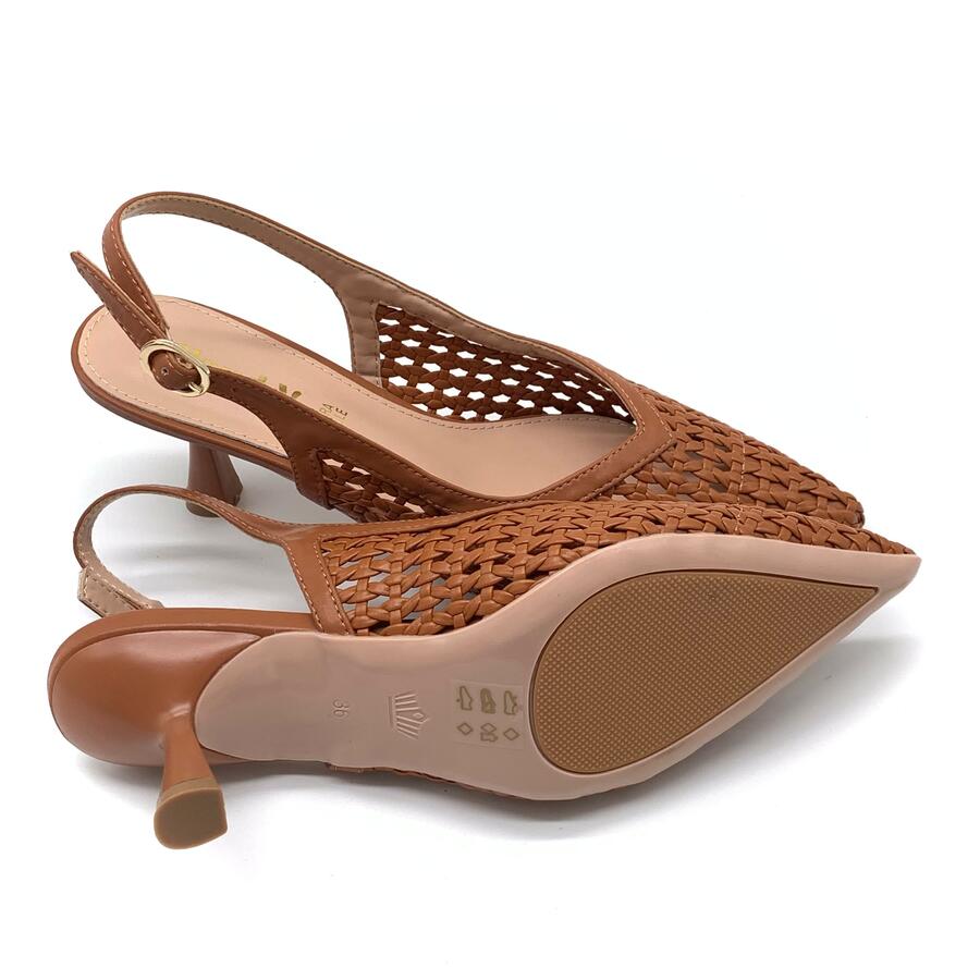 Claud.V Chanel traforato marrone cuoio