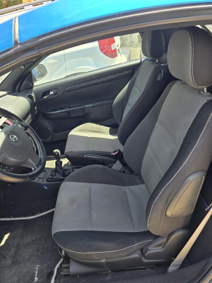 Opel Tigra TwinTop 1.3 CDTI Sport 