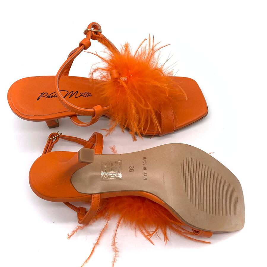 Paolo Mattei Sandalo con piume arancione 