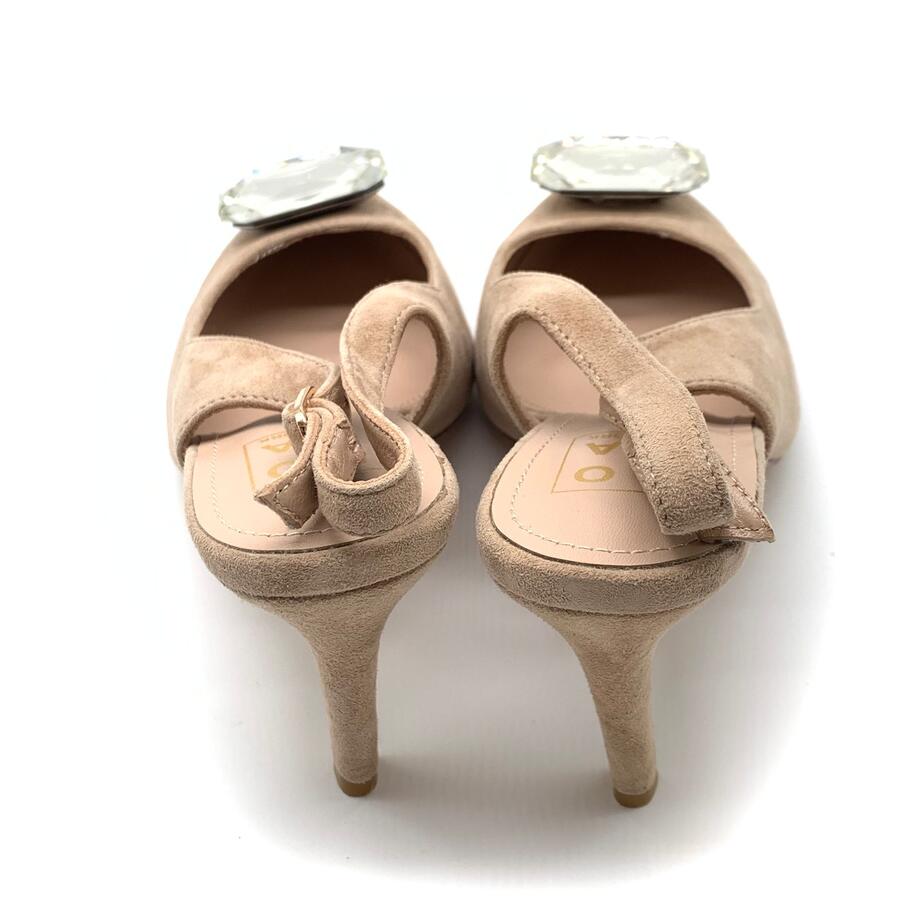 Nora chanel camoscio taupe con pietra