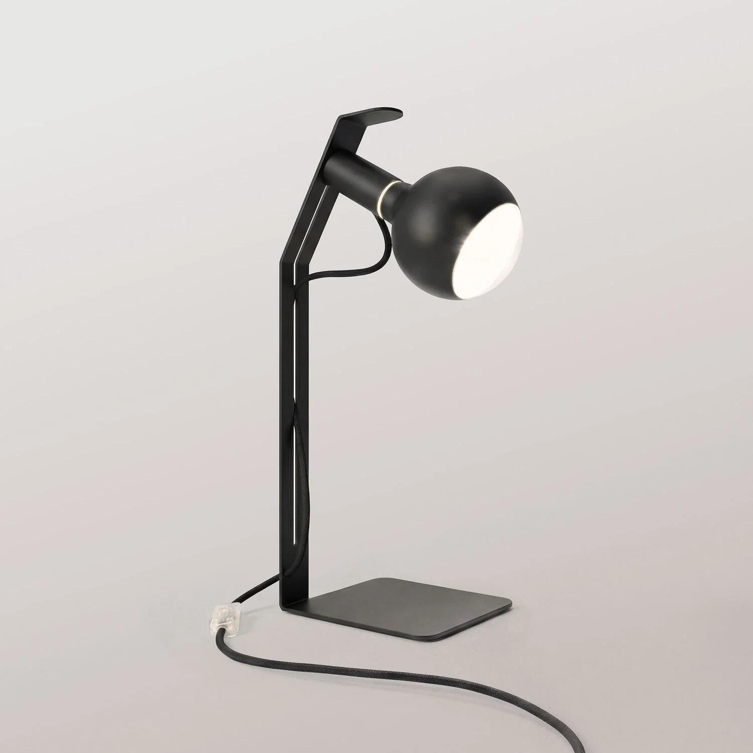Lampada da tavolo completa Koso