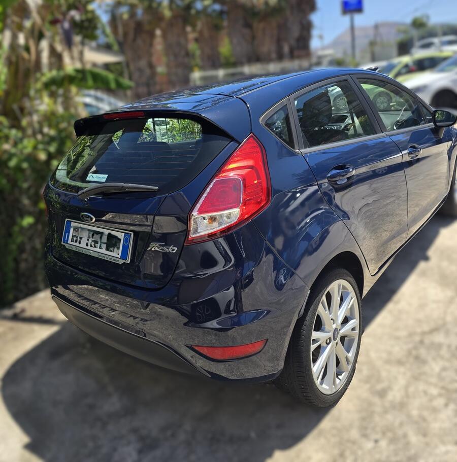 Ford Fiesta 1.5 TDCi 75CV 5 porte