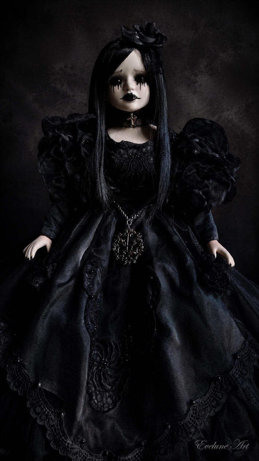 Ioana Sposa dell'Abisso Bambola Gotica
