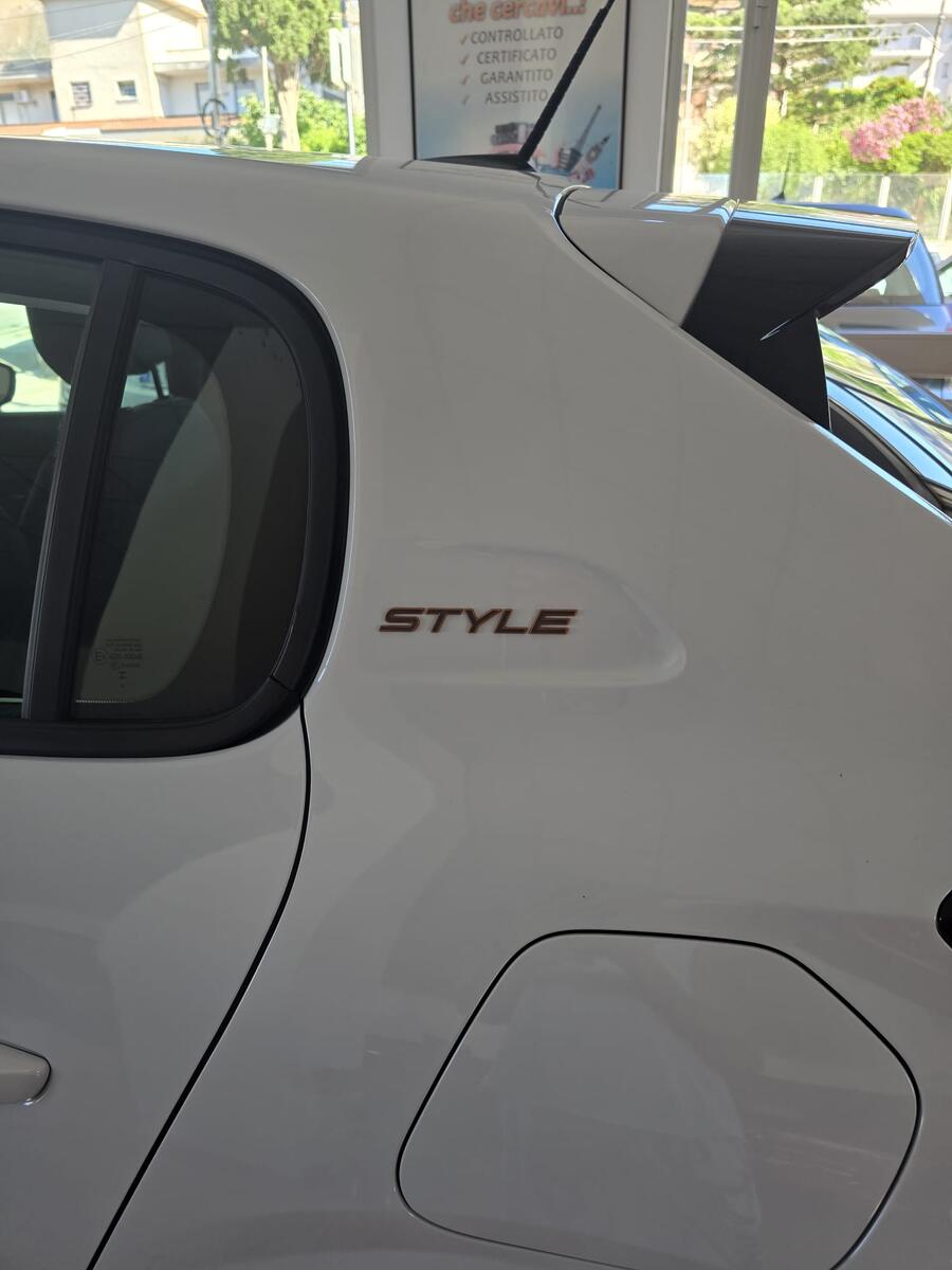 Peugeot 208 1.2 puretech Style s&s 100cv 